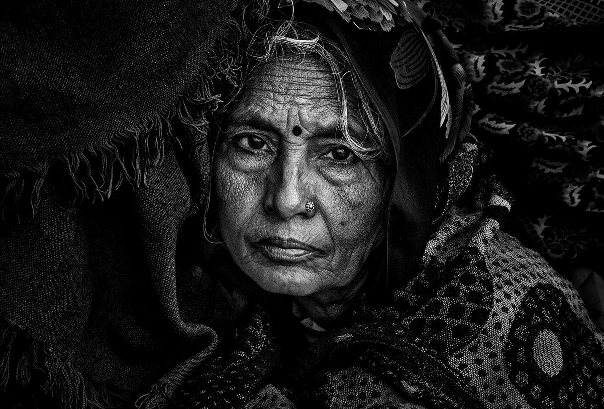 Waiting for a free eye check-up and screening-I - Netra Kumbh - Prayagraj-India Poster och Canvastavla