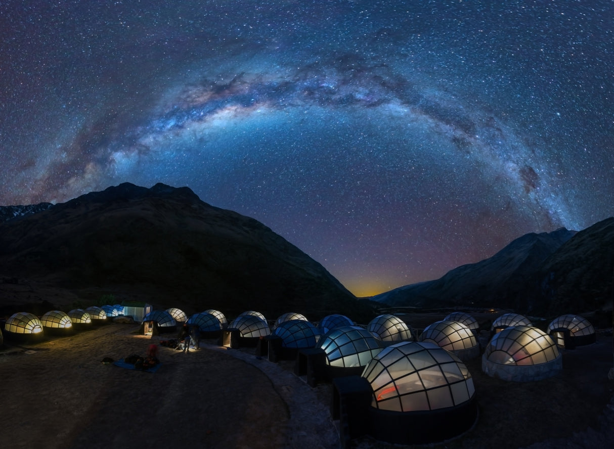 Salkantay Sky Dome in Night Poster och Canvastavla