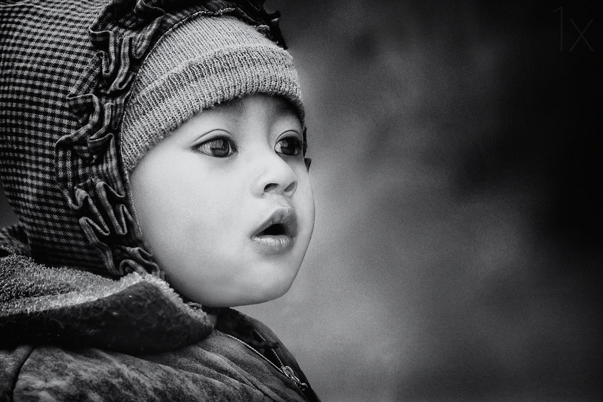 the kid from Sarangkot Poster och Canvastavla