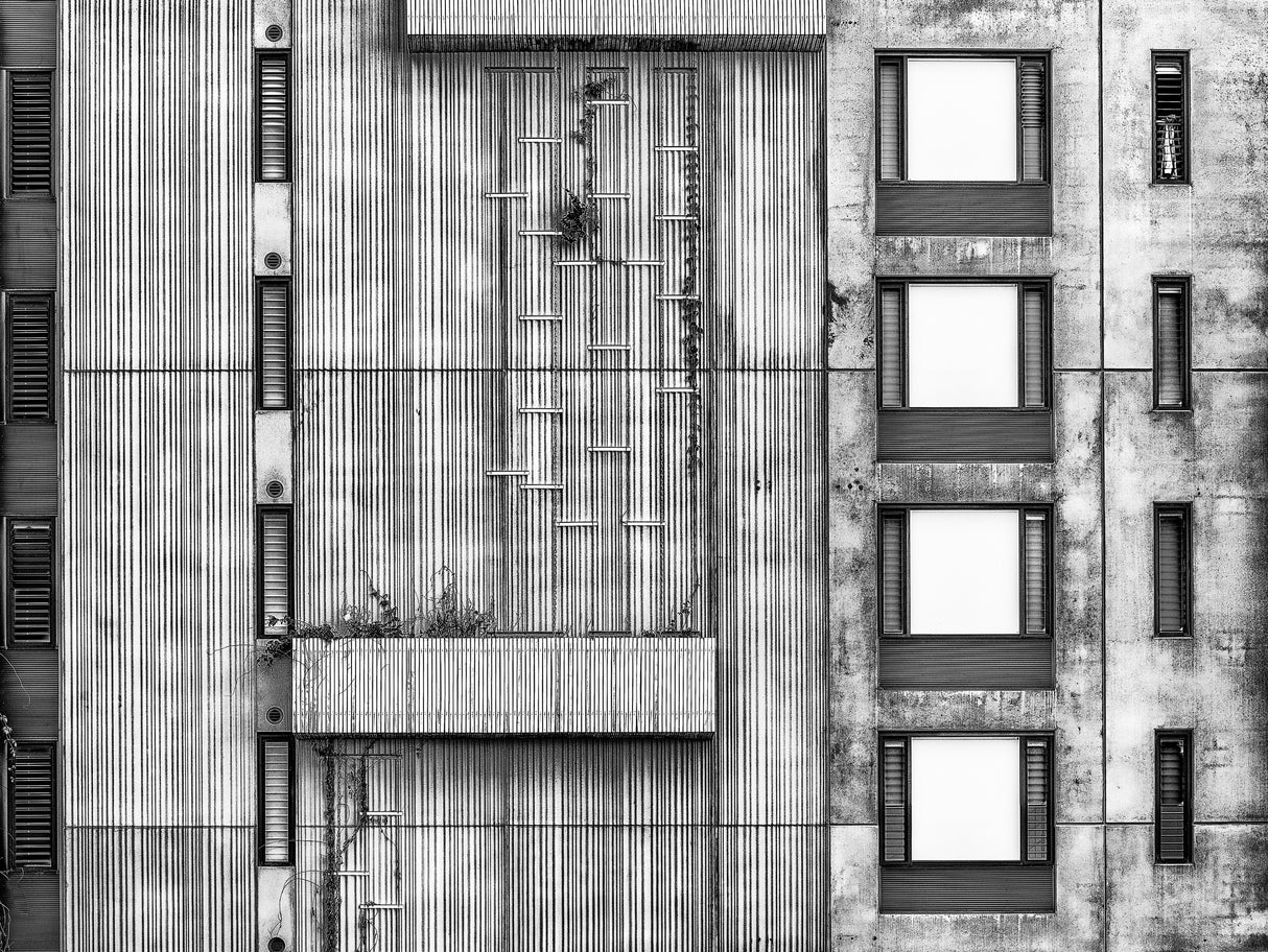 Symmetry In The City Poster och Canvastavla