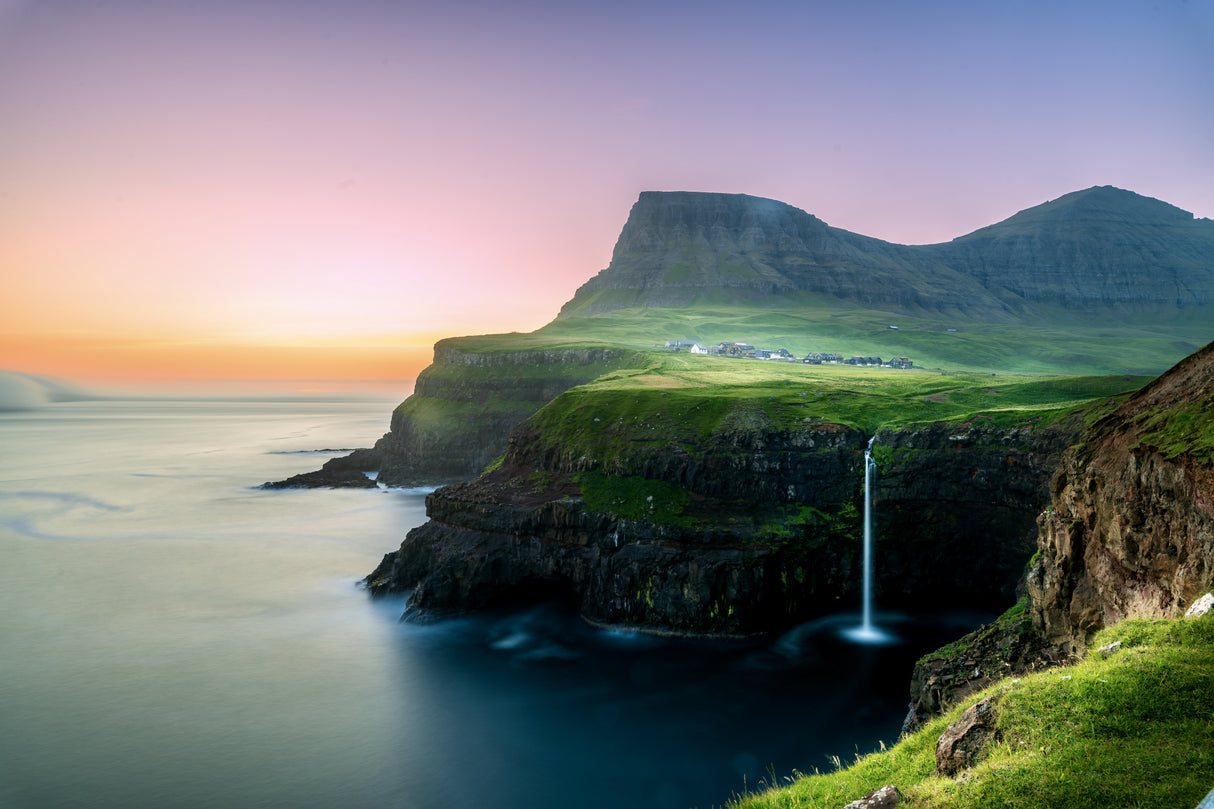 Serenity of Mulafossur Waterfall Poster och Canvastavla