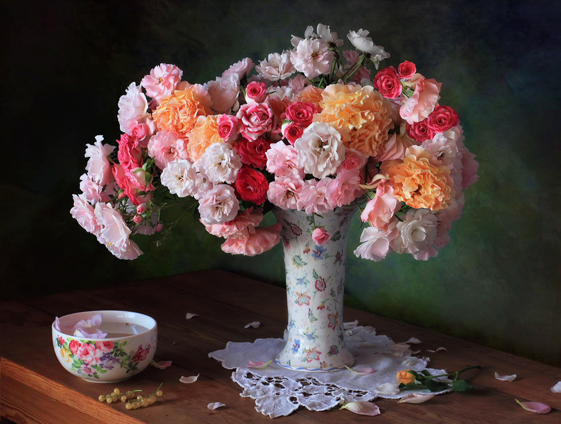 Still life with a bouquet of garden roses Poster och Canvastavla