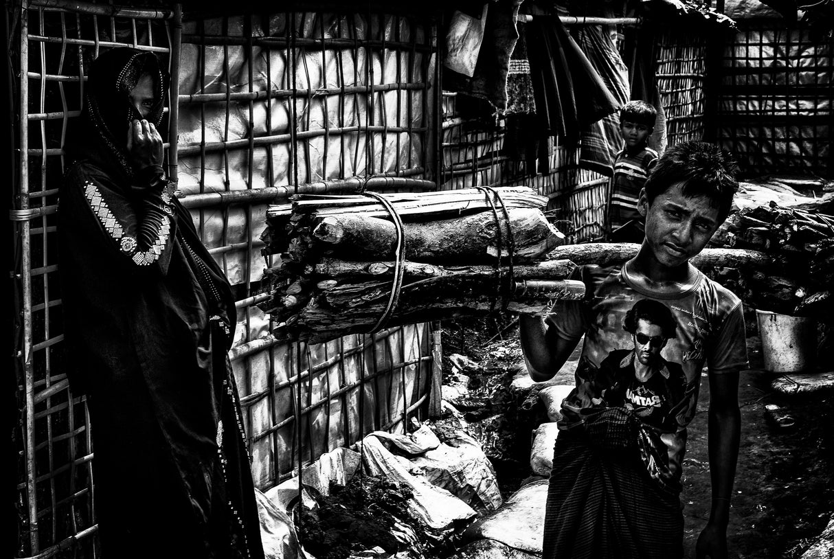 A scene of the life of the Rohingya refugees - Bangladesh Poster och Canvastavla