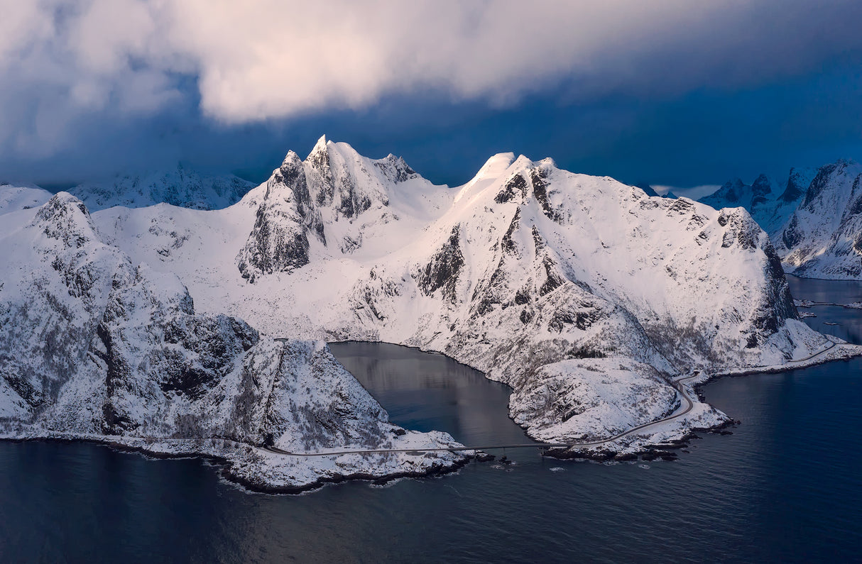 Ring of Mountains Poster och Canvastavla
