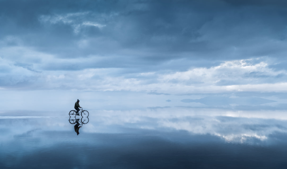 Walking in the sky... Poster och Canvastavla