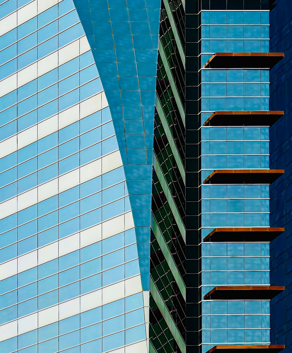 Facade - Dubai Poster och Canvastavla