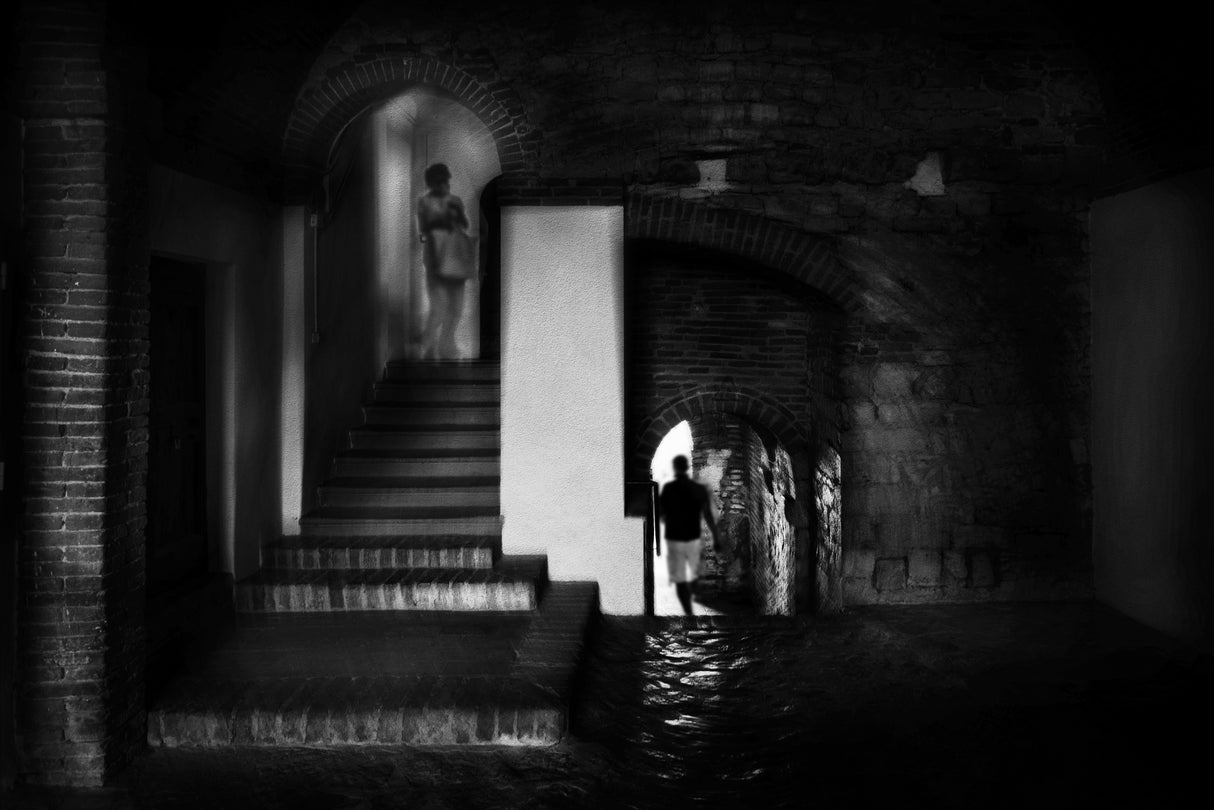 Stairs under the arches Poster och Canvastavla