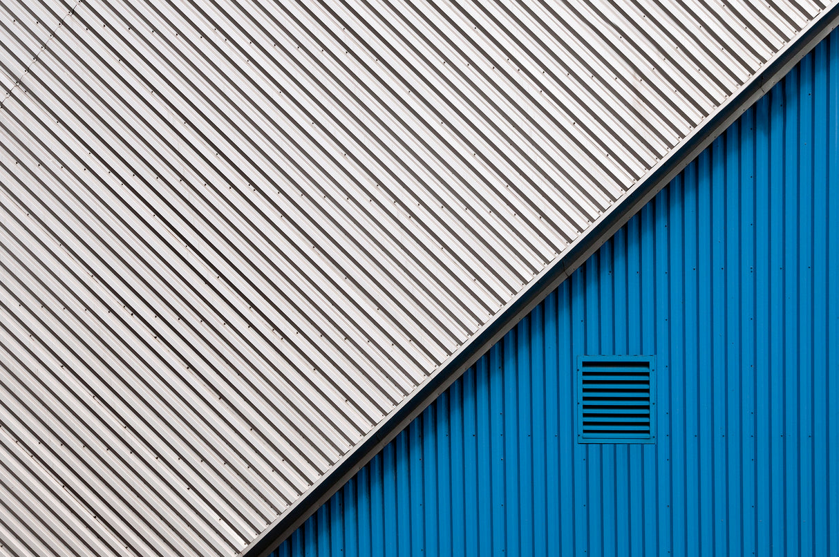 In the blue corner Poster och Canvastavla