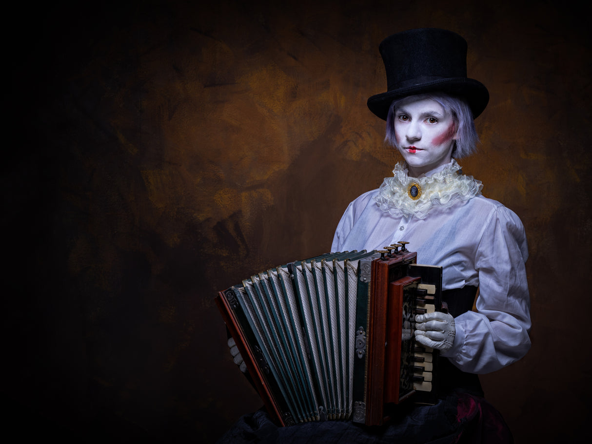 The Victorian Harmonica Puppet Poster och Canvastavla