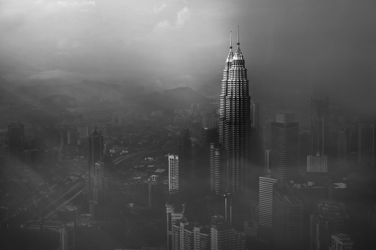 Petronas Towers in a Foggy Afternoon Poster och Canvastavla