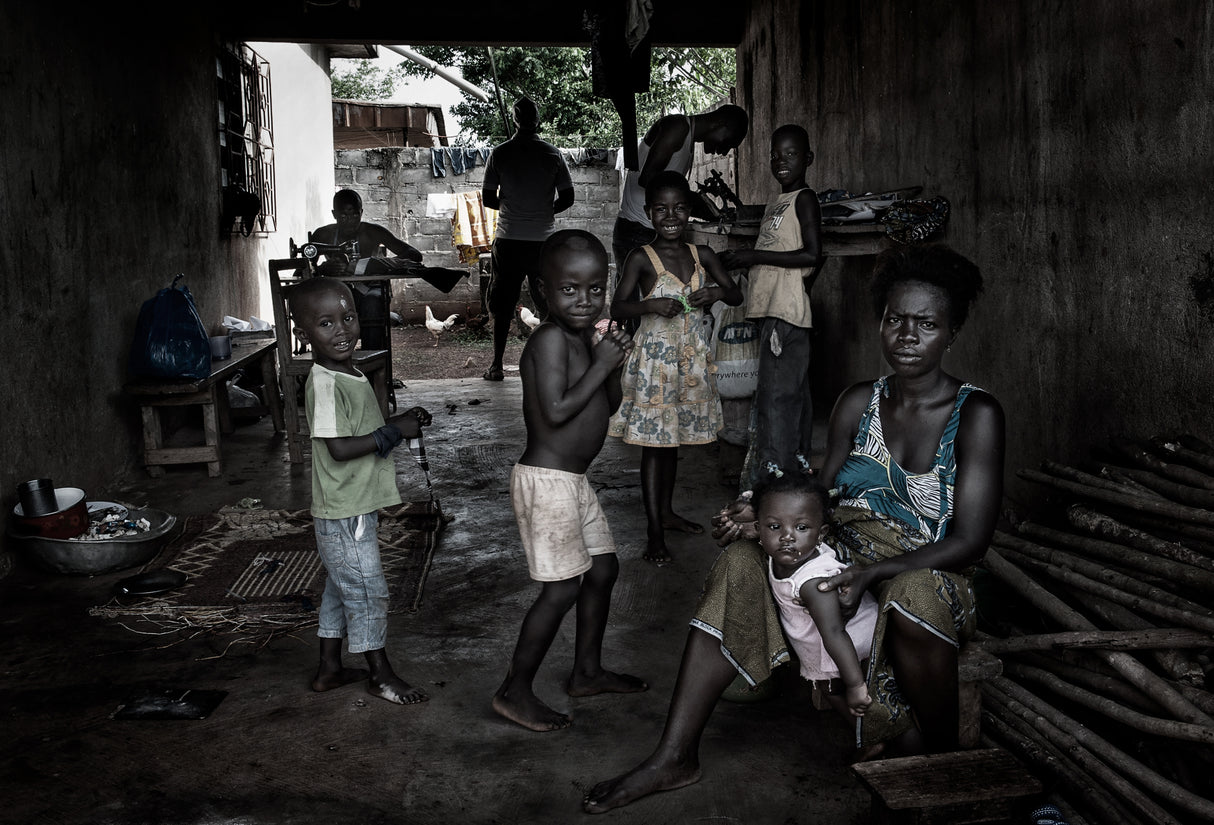 A family from Ivory Coast. Poster och Canvastavla