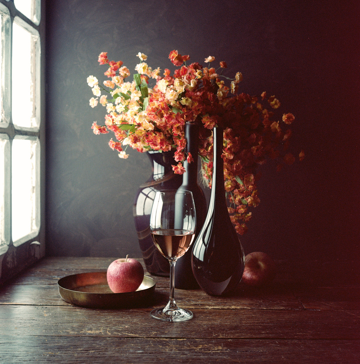 Still Life with Wine and an Apple Poster och Canvastavla