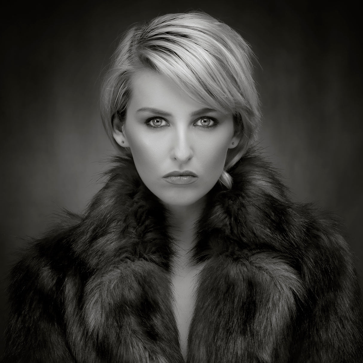 Amber,My Fur Lady Poster och Canvastavla