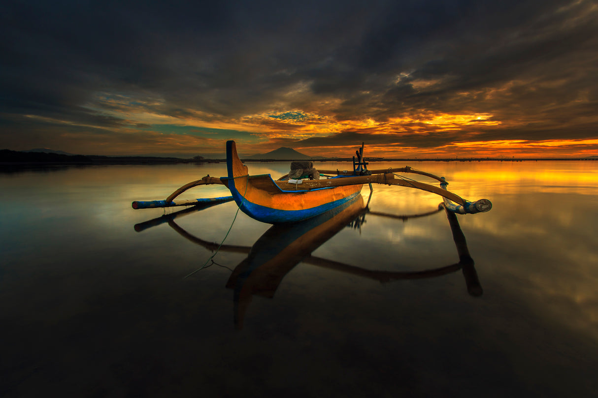 Lonely In Serenity Poster och Canvastavla