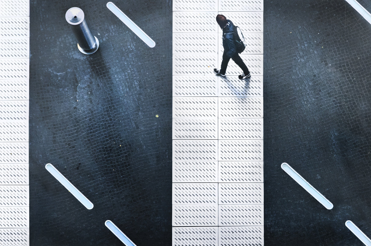 crossing the gap Poster och Canvastavla