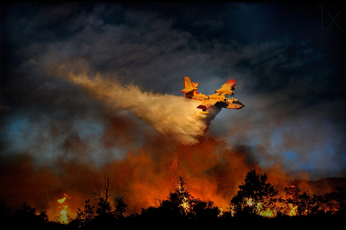 Wall of fire Poster och Canvastavla