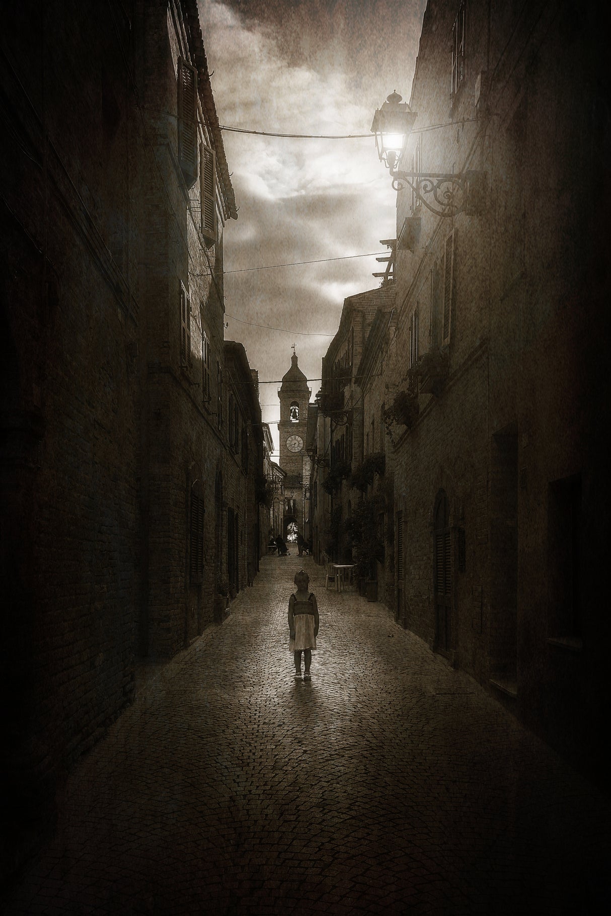 "Come play with me, daddy. Forever and ever" Poster och Canvastavla