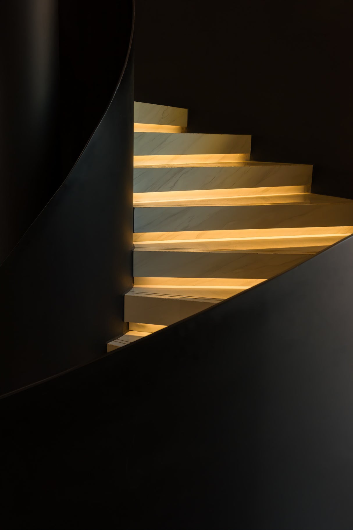 The steps of a spiral staircase Poster och Canvastavla
