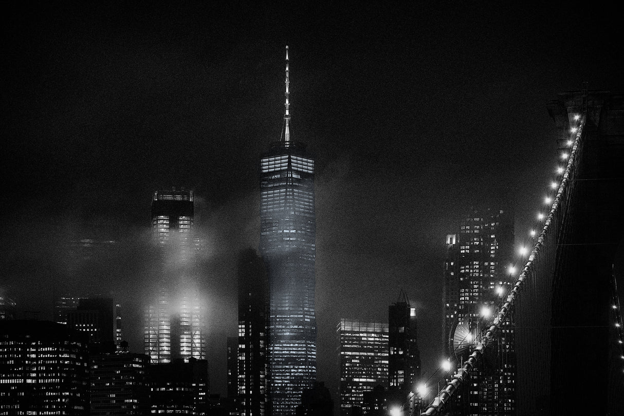 Night cityscape from the Brooklyn Bridge Poster och Canvastavla