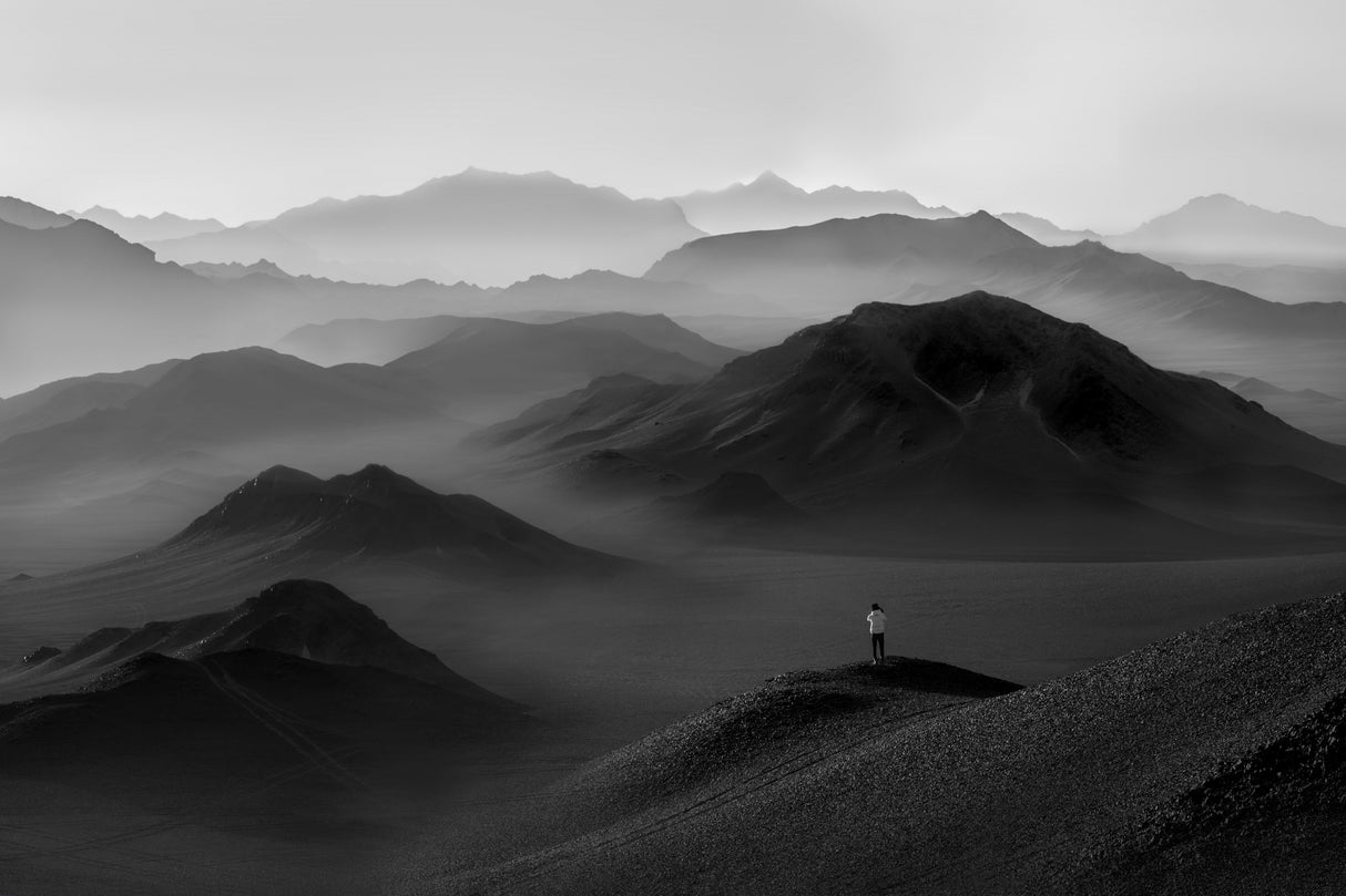 Surrounded by Mountains and Hills Poster och Canvastavla