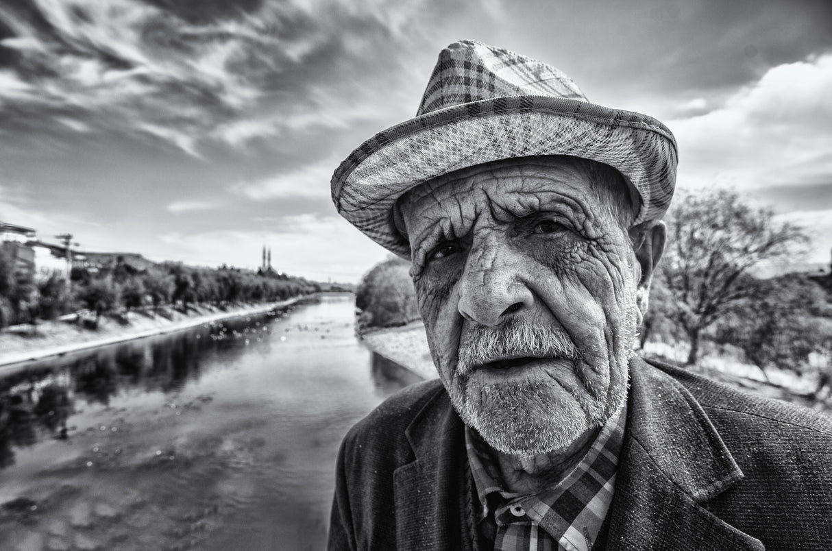 Old man Poster och Canvastavla