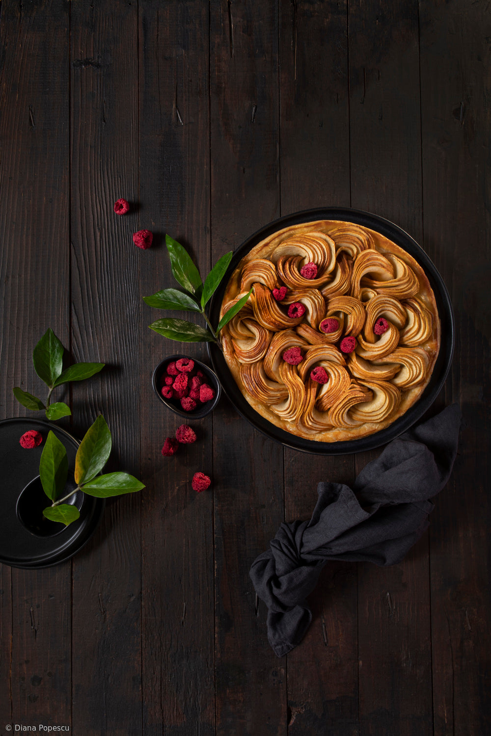 Apple swirls Poster och Canvastavla