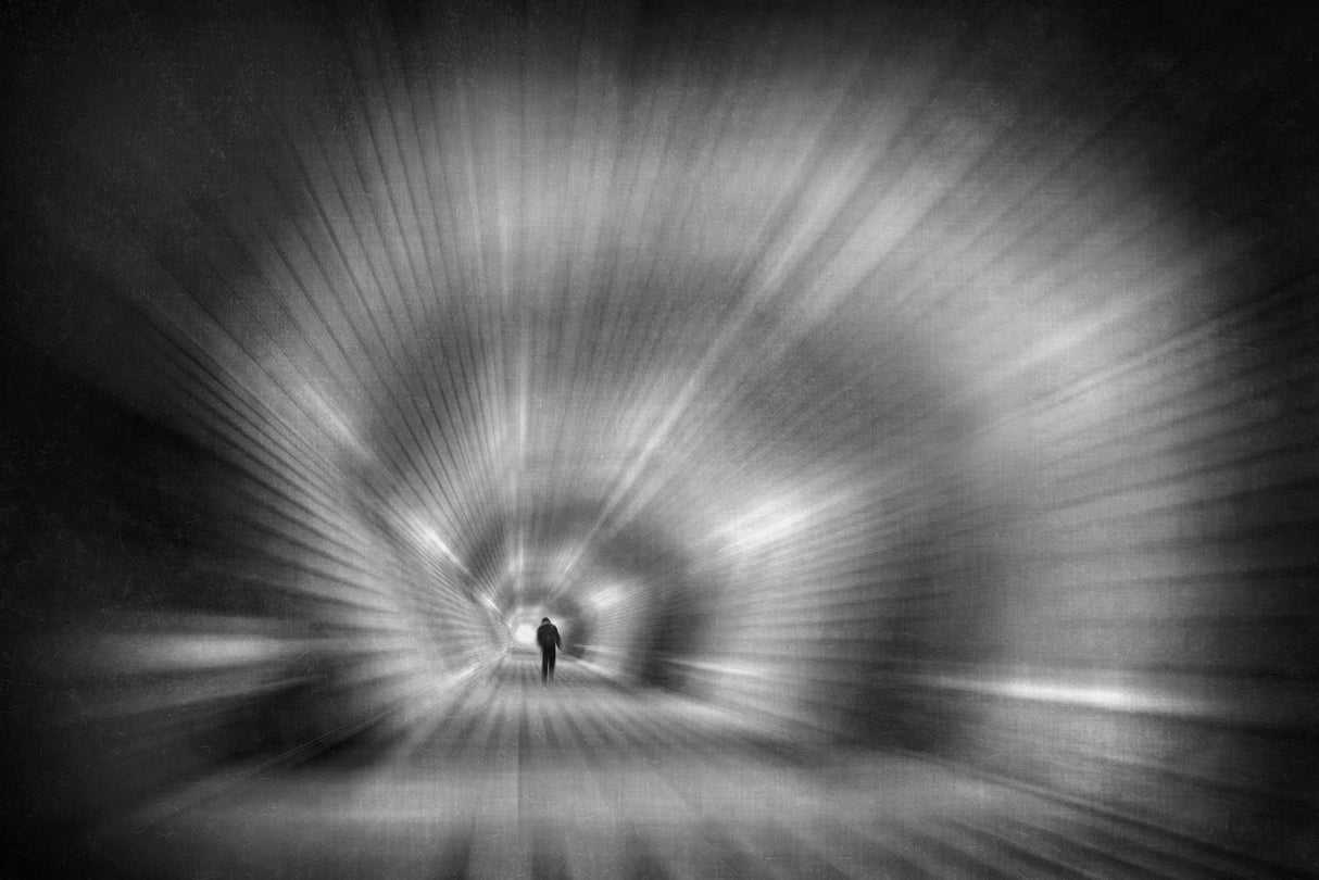 In the tunnel of the spiral Poster och Canvastavla