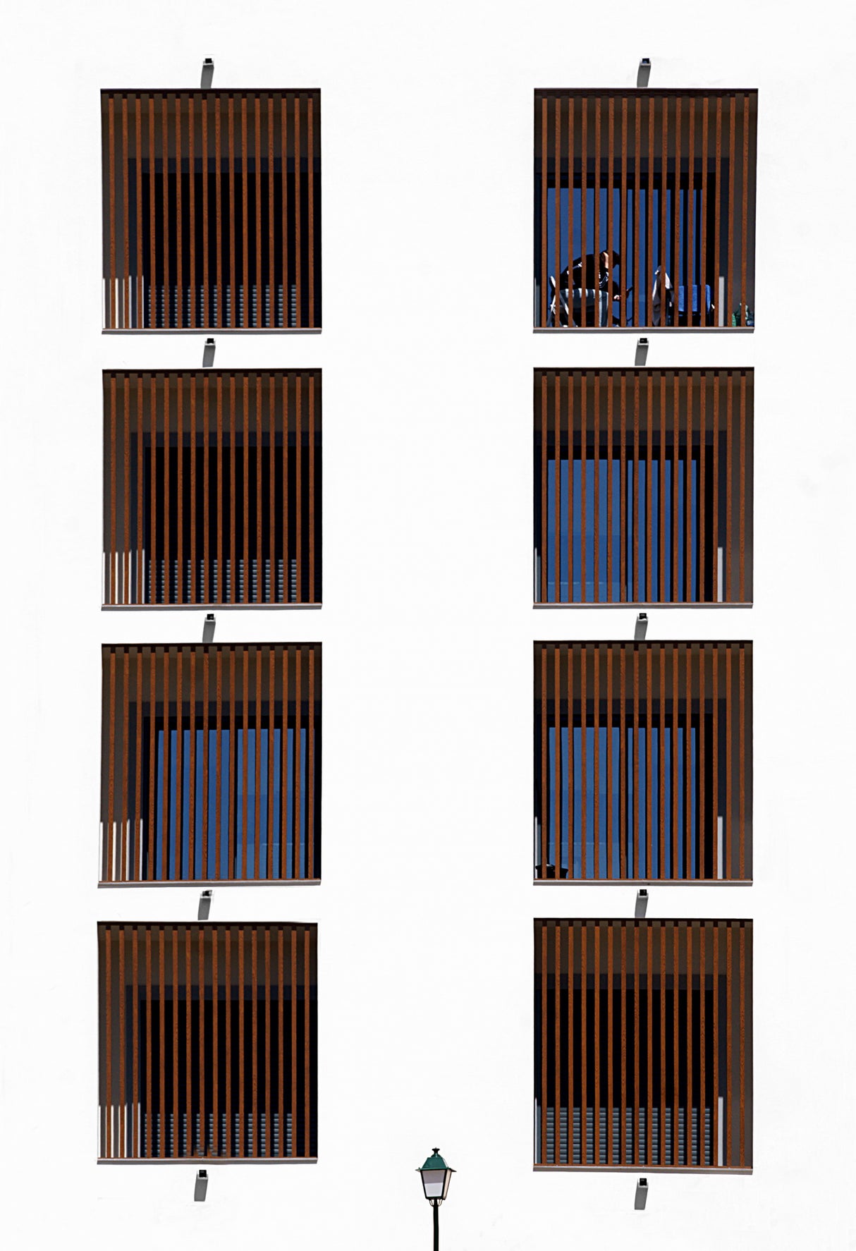 Between bars. Poster och Canvastavla