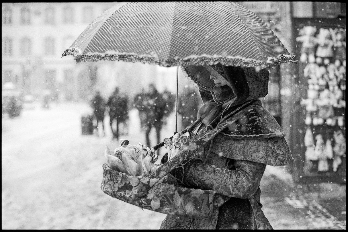 winter sweets with Mona Lisa smile Poster och Canvastavla