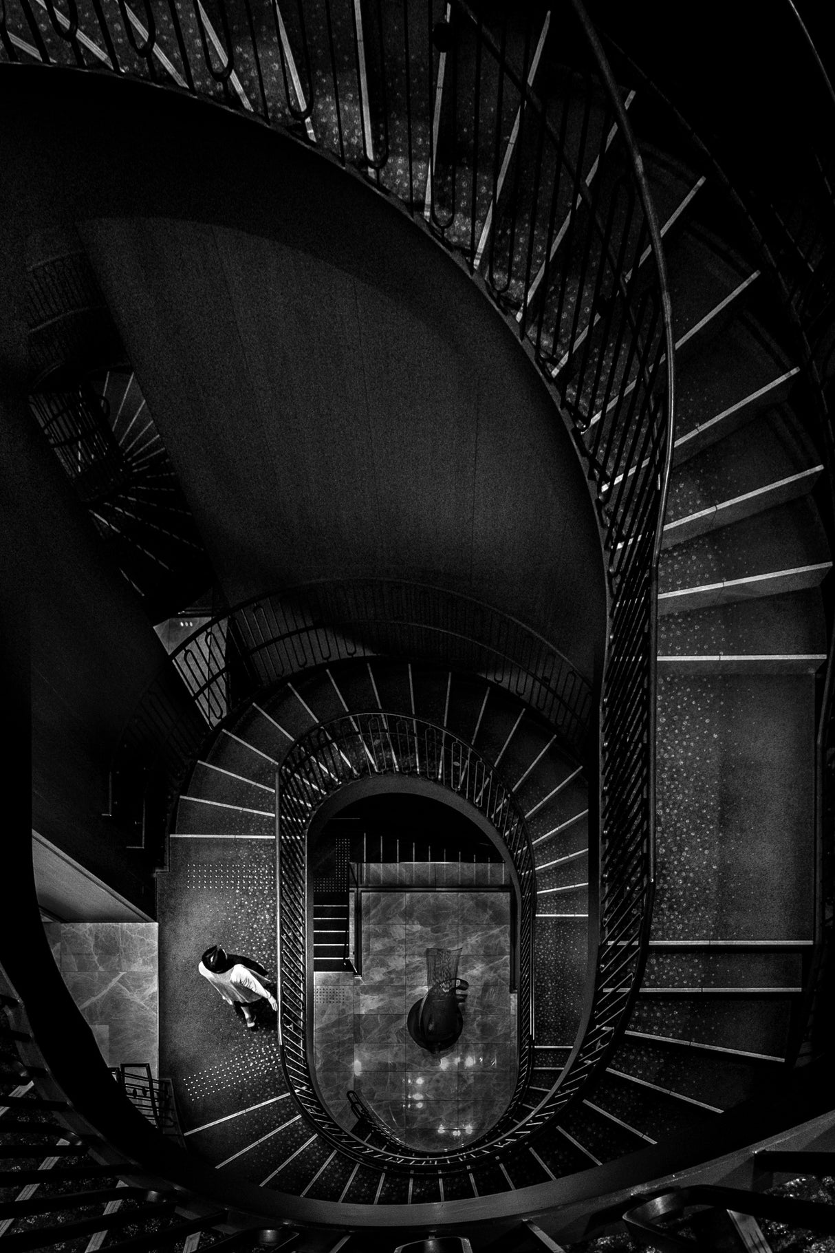 Spiral staircase from above Poster och Canvastavla