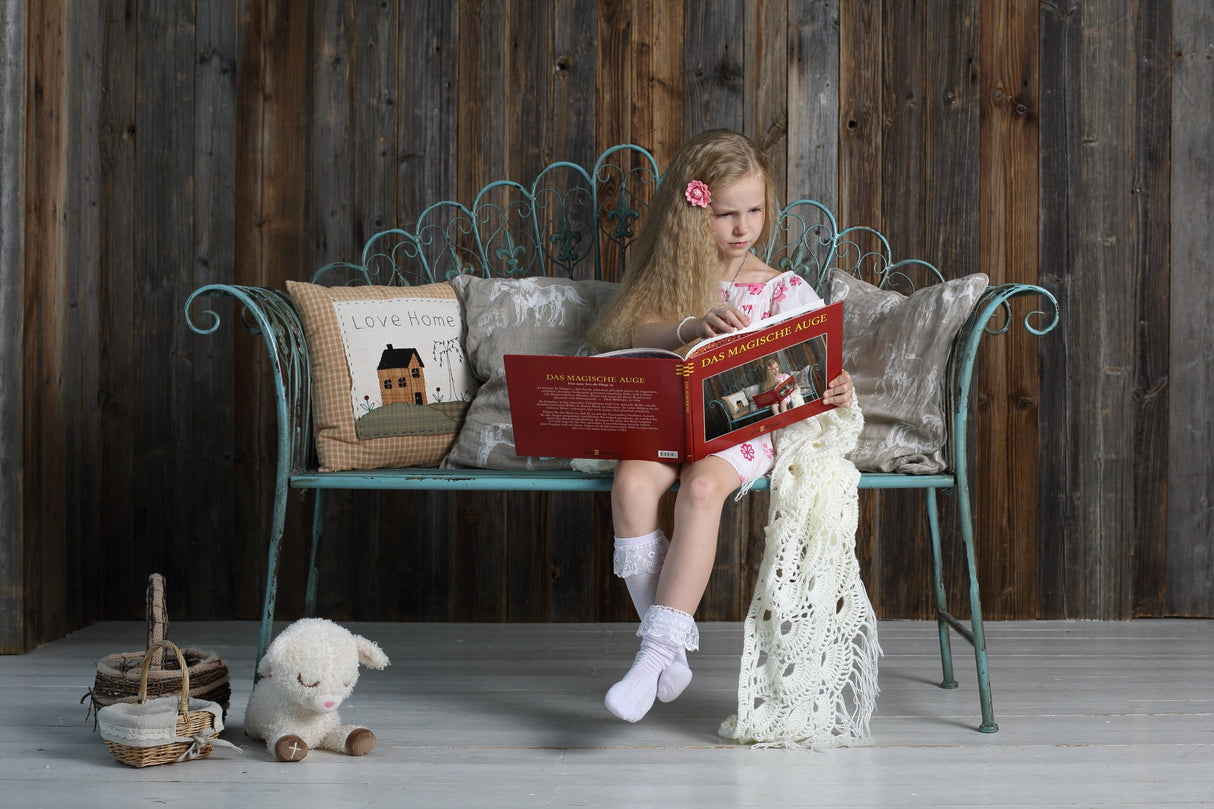 A book about me, who reads a book a bout me, who reads..... Poster och Canvastavla