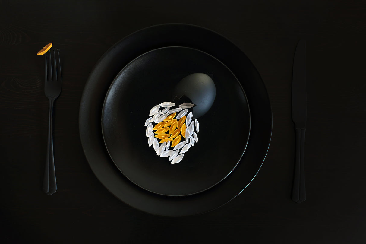 A soft-boiled egg (The black plate project) Poster och Canvastavla