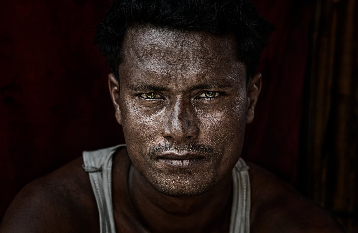 Portrait of a Rohingya refugee man - Bangladesh Poster och Canvastavla