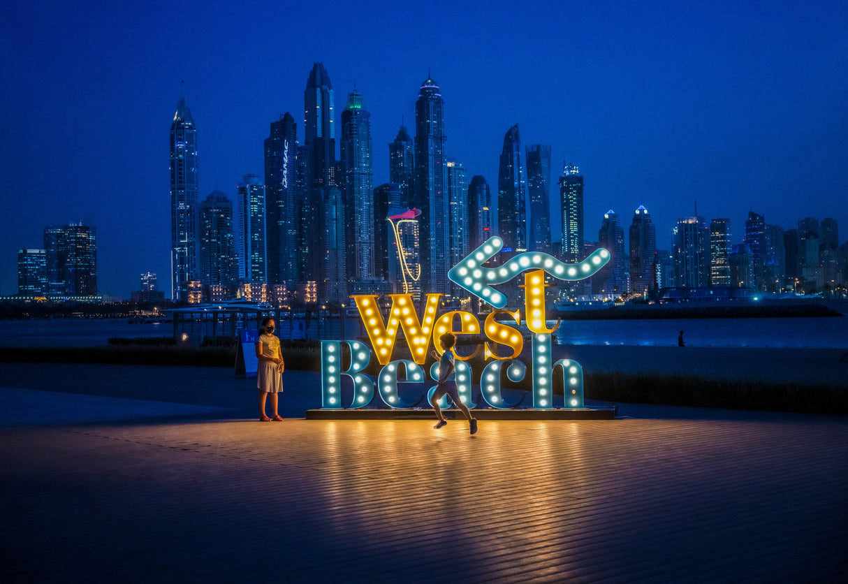 Dubai Nights Poster och Canvastavla