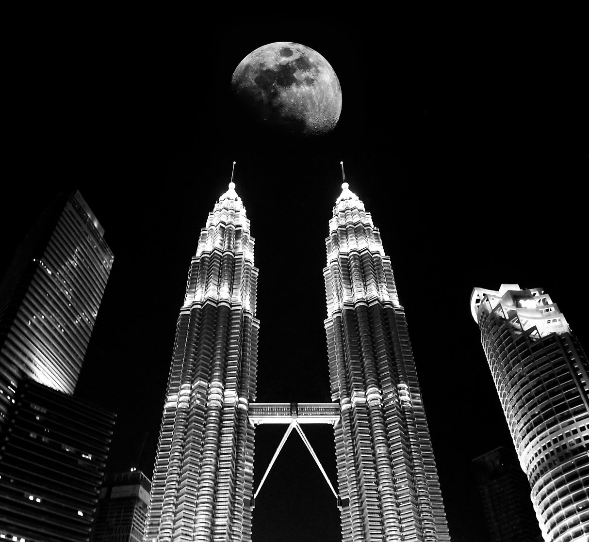 Night at Kuala Lumpur Poster och Canvastavla