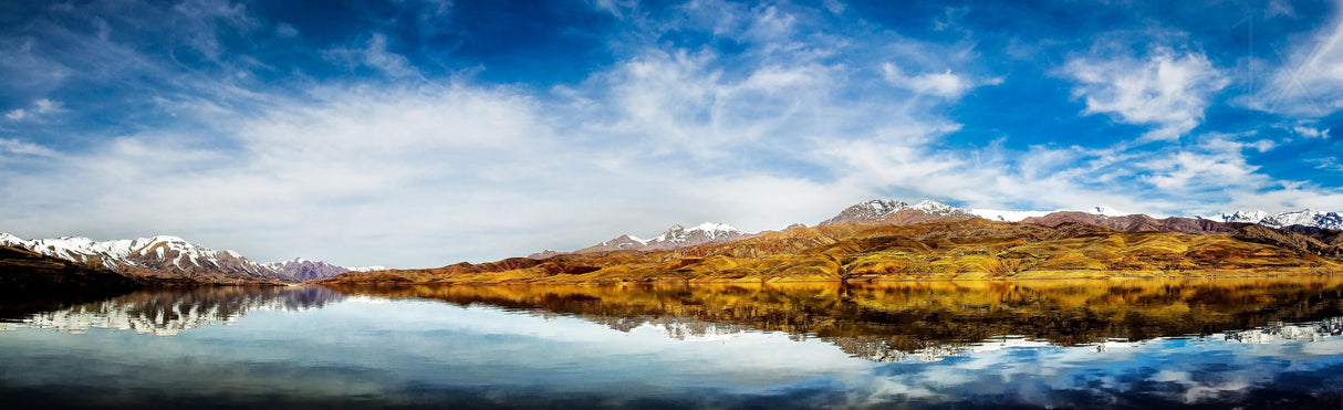 Taleghan Lake, Alborz, Iran. Poster och Canvastavla