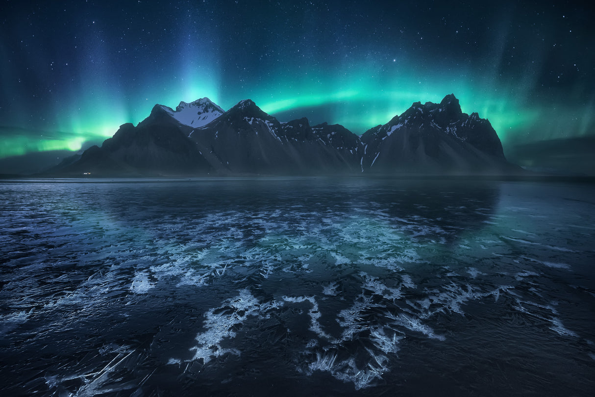Frozen World, The Crown Poster och Canvastavla