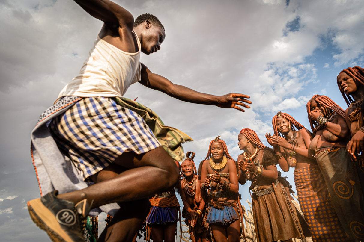 The Himba Dance Poster och Canvastavla