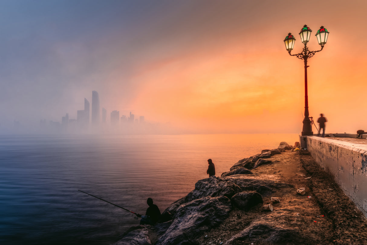 Abu Dhabi Cityscape - Foggy Morning Poster och Canvastavla