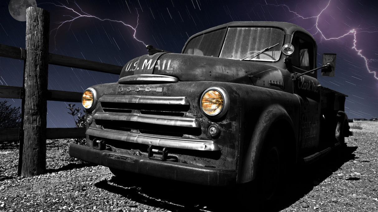 Ghost Post Car Poster och Canvastavla