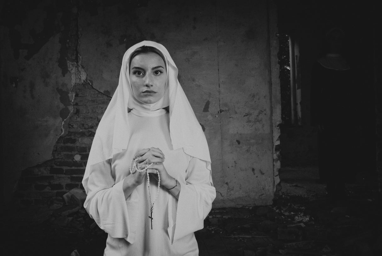 Praying Poster och Canvastavla