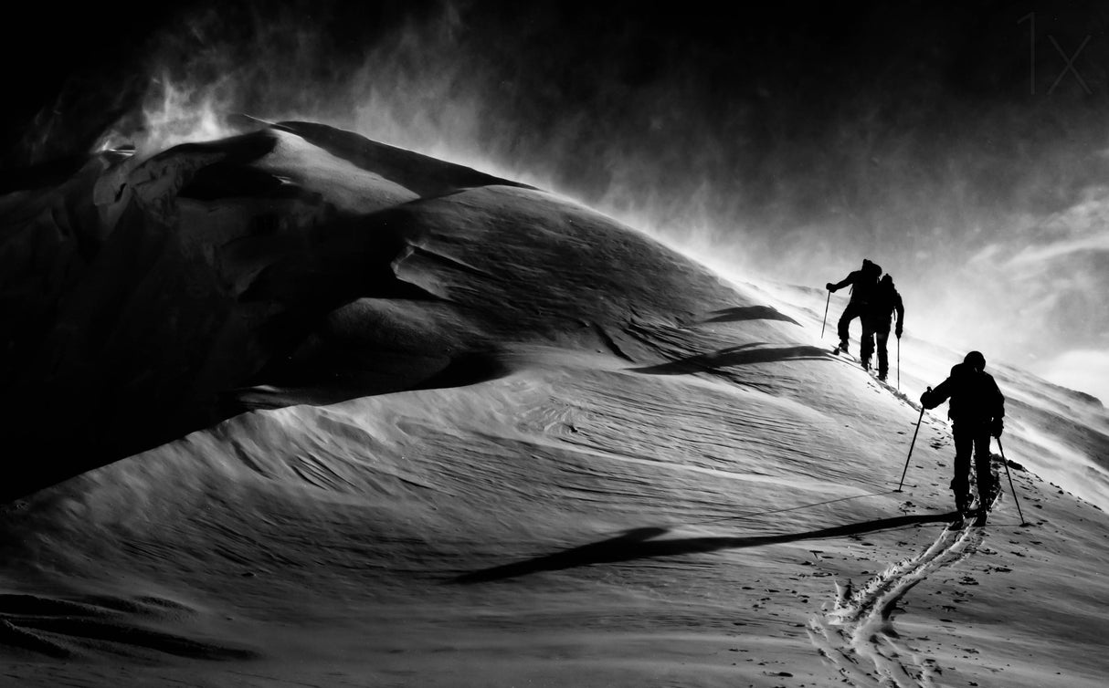 Windy mountain Poster och Canvastavla