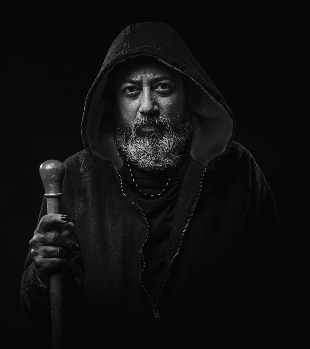 A MYSTERIOUS OLD MAN Poster och Canvastavla