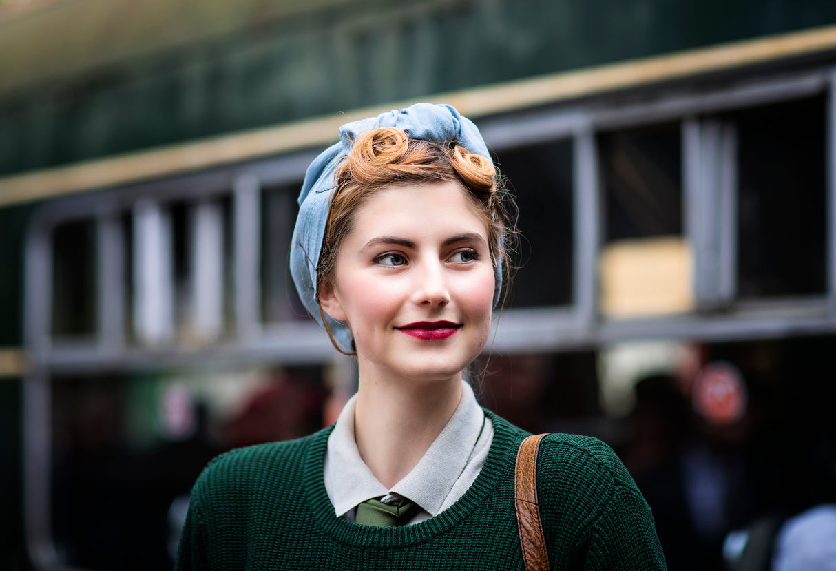 The Land Girl Poster och Canvastavla