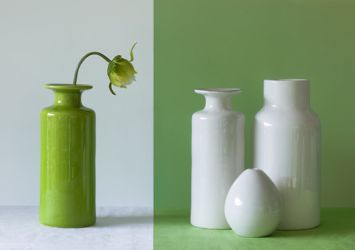 Empty Vases Poster och Canvastavla