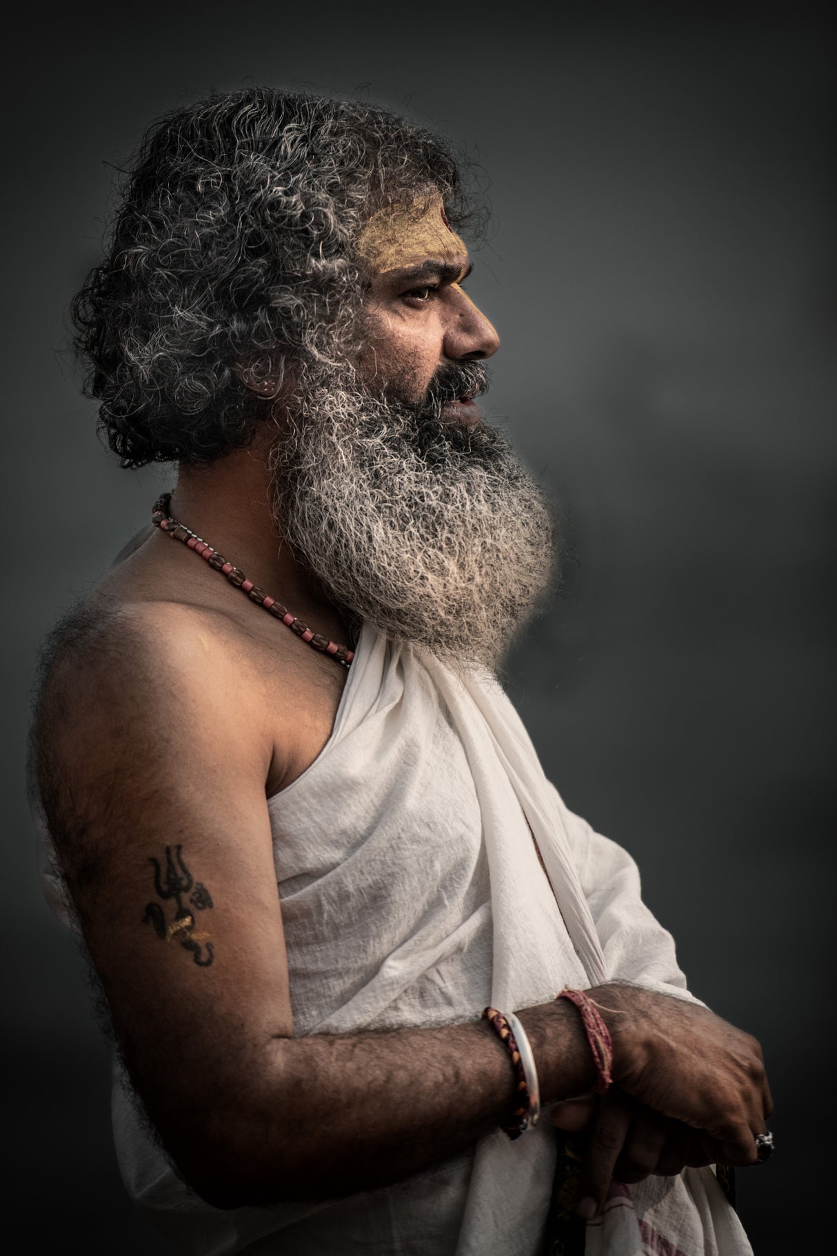Man of the Ghats Poster och Canvastavla