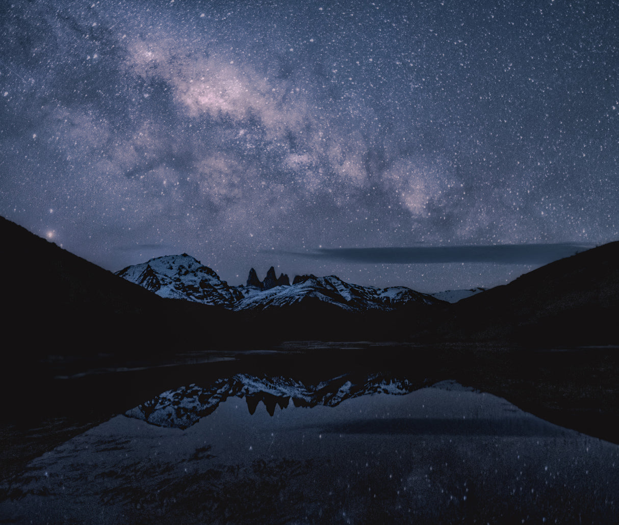 MilkyWay Under Moon light at Patagonia Poster och Canvastavla