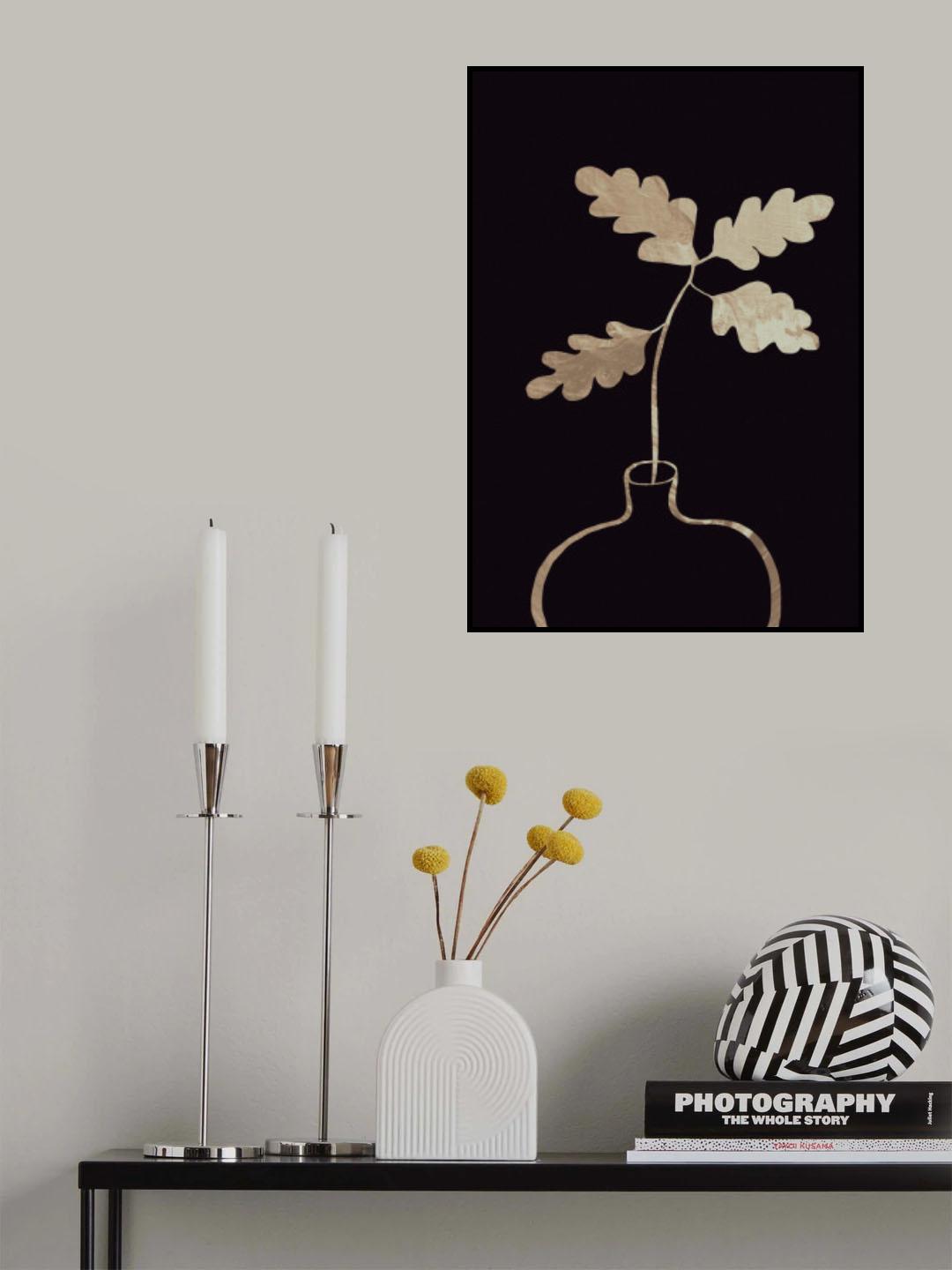 Leaves in vase_gold Poster och Canvastavla