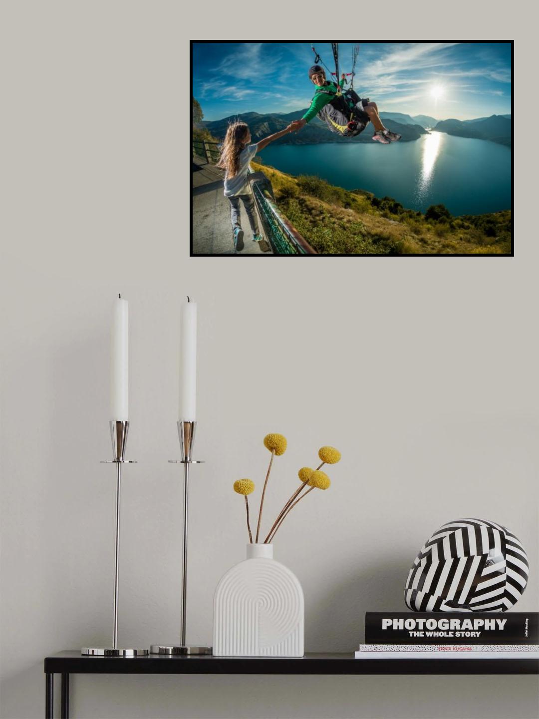 Hi Five at sunset with Jim Nougarolles Poster och Canvastavla