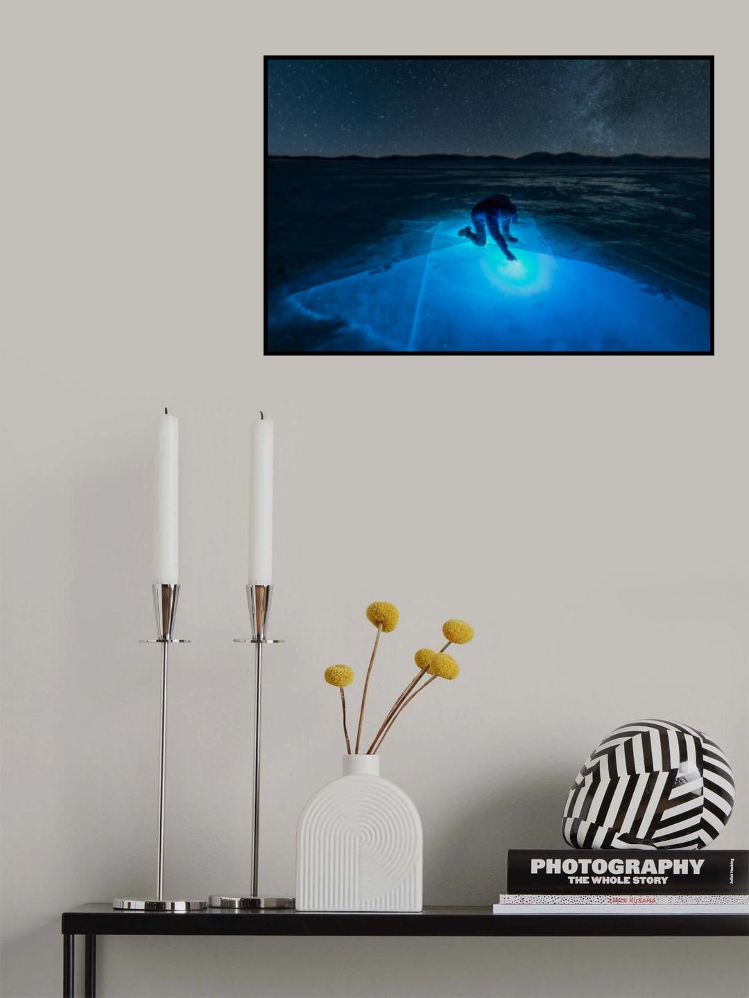Discovery on Glacial Lake Poster och Canvastavla
